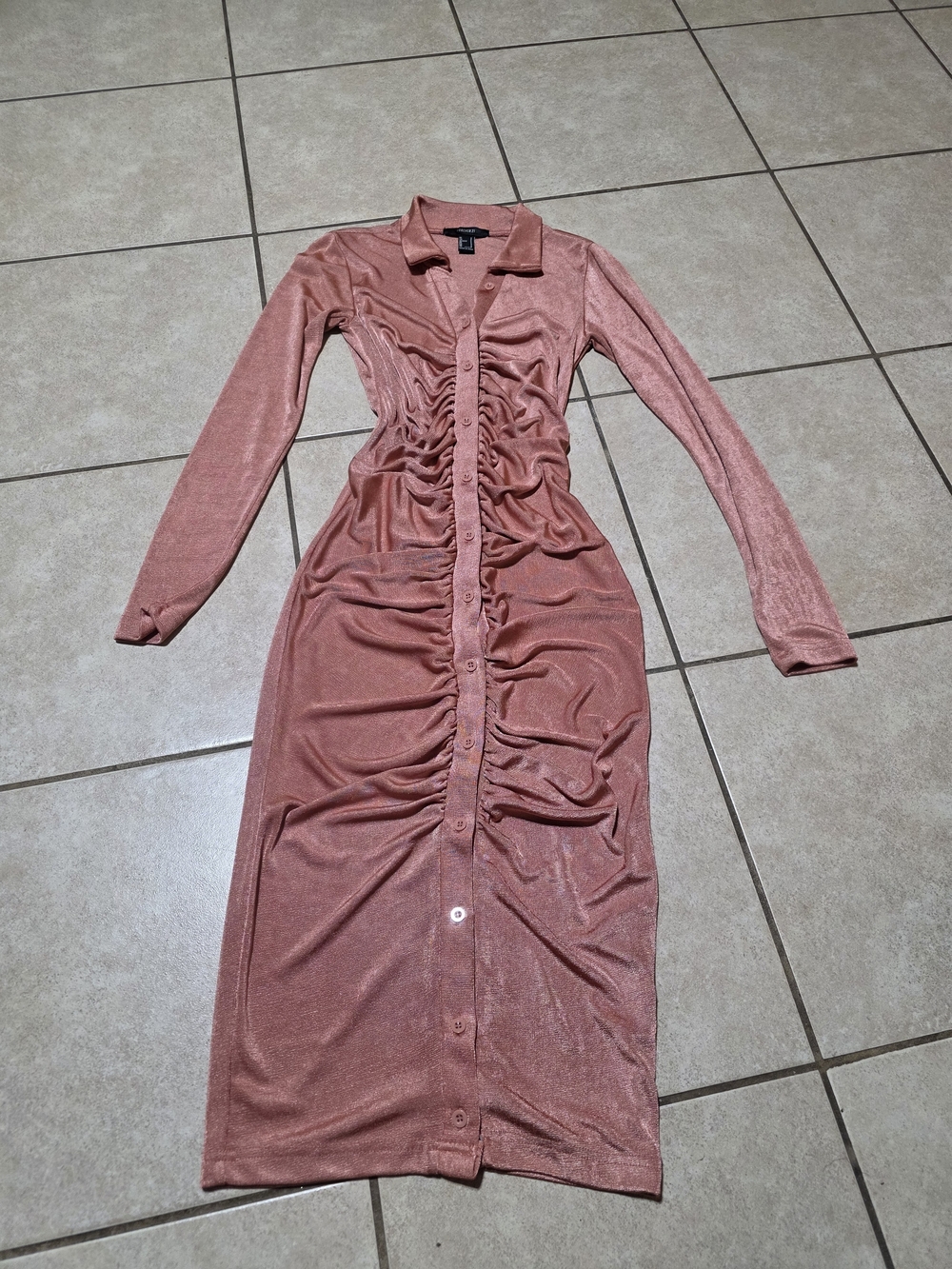 Forever 21 Rose Pink Ruched Button-Front Midi Dress - Picture 2 of 3